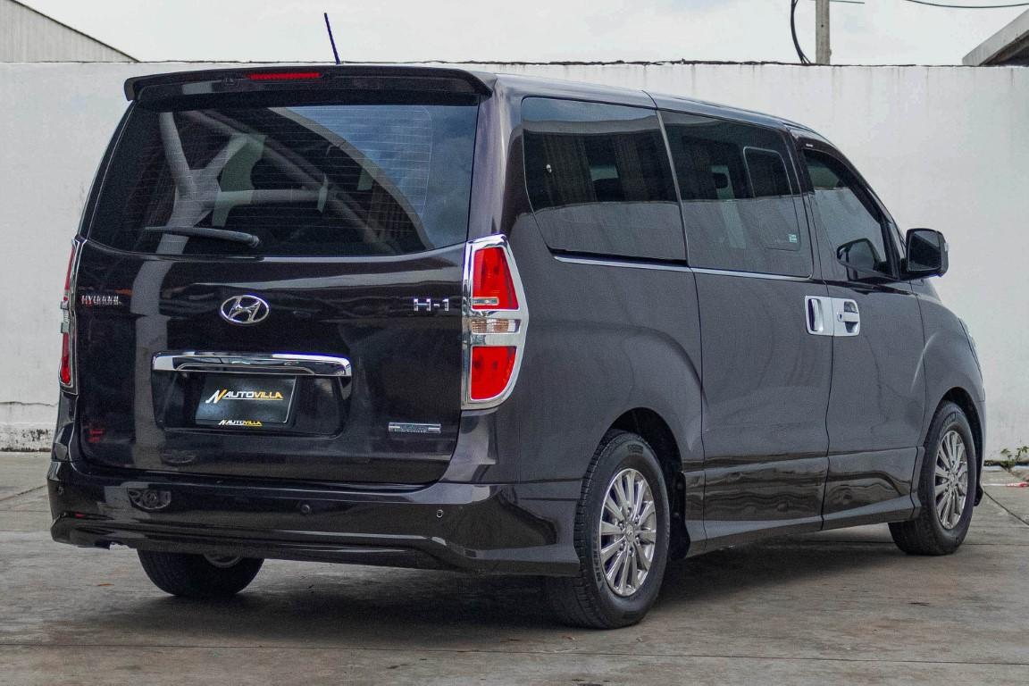 Hyundai H1 2.5 Deluxe 2018 *LK0481*